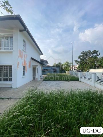bandar botanic corner house for sell ( value 1.2mil!) 1
