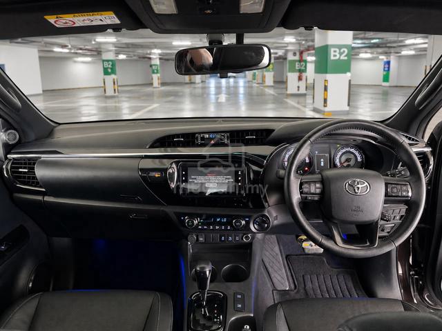 2020 Toyota HILUX 2.8 BLACK EDITION FSR 34K KM - 4