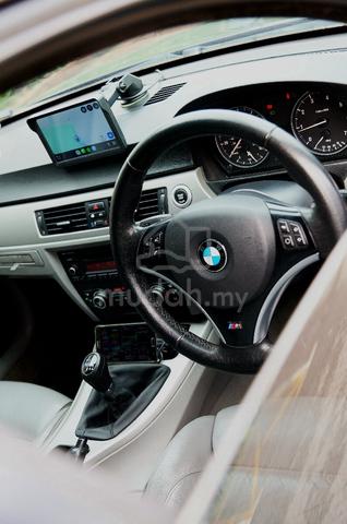 ORIGINAL BMW E90 318i 6MT  - 5