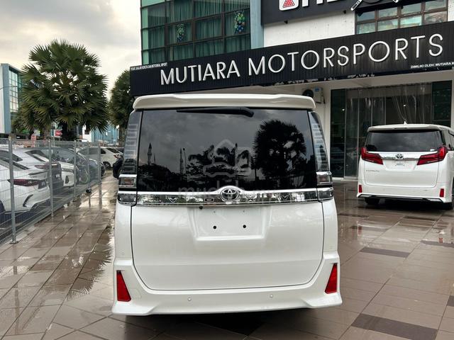 * 7 Seats 45201KM * ✨2021 Toyota VOXY ZS KIRAMEKI - 2