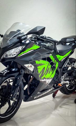 Carousel Image