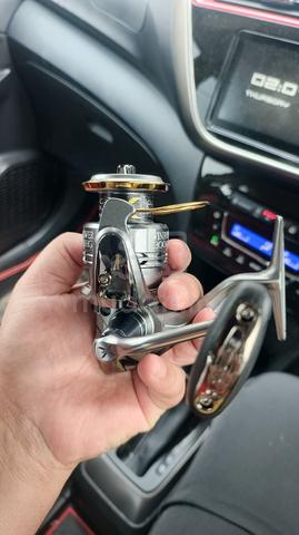 Shimano TWINPOWER C3000HG 2011 - photo 3 of 3