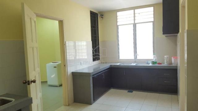 TanJong Malim Room for rent 3