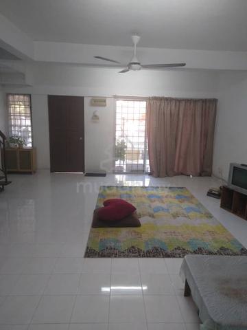 Bilik Master, Seksyen 8 Bdr Baru Bangi 1
