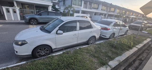 2014 Proton SAGA 1.6 FLX SE (A) - 5