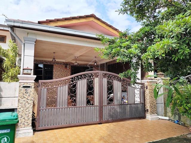 FACING OPEN! Double Storey Terrace, Seksyen 4 Bandar Baru Bangi 1