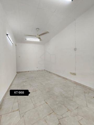 Single Storey Bukit Raja Jalan Zapin 20x65 Can Full Loan & Cash Out !! 1