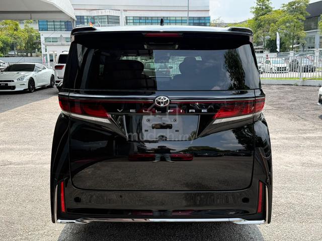 2024 Vellfire 2.4 Z PREMIER SUNROOF AUTO SIDESTEP - 5