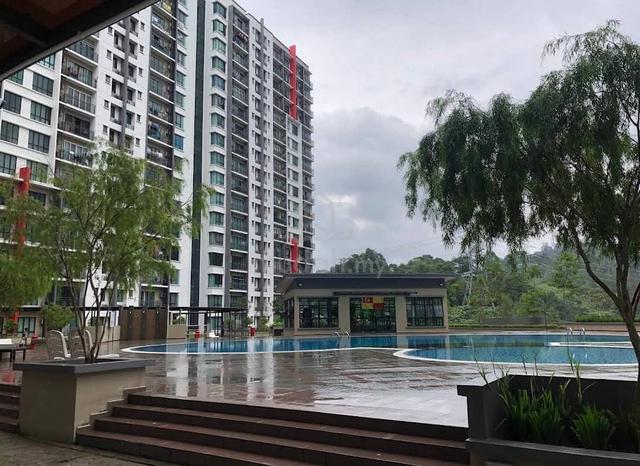 Female room, Selayang Height  1