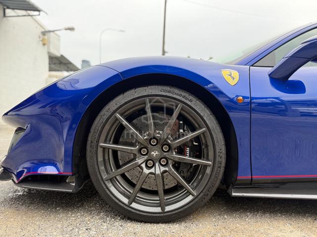 2021 Ferrari 488 PISTA 3.9 (Carbon UK Spec) (Blue) - 2