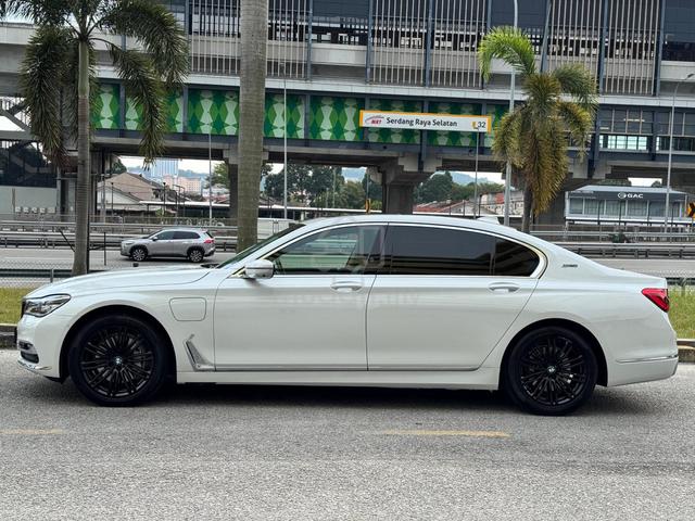 2017 Bmw 740LE 2.0 XDRIVE G12 PHEV ROOF BLACK SEAT - 2