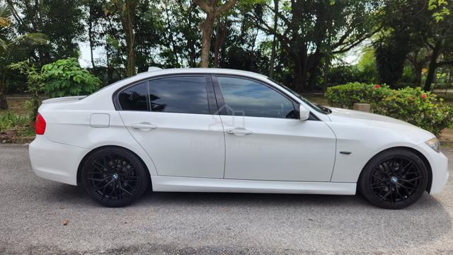 2010 Bmw 325i SPORTS (CKD) 2.5 FACELIFT (A) - 2