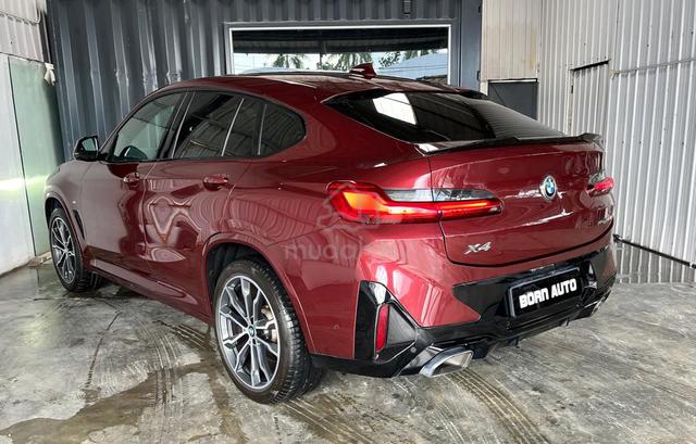 Bmw X4 xDRIVE30I M-Sport One Professionally Owned - 3