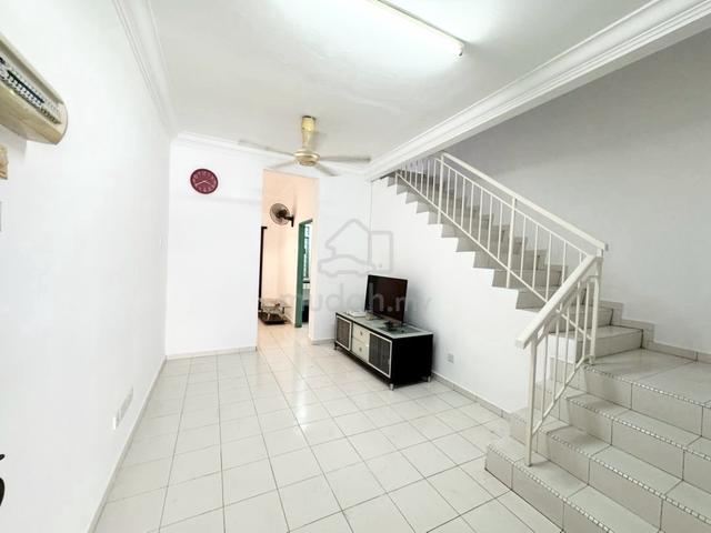 Full loan @ Can Cash Back Unit @ Kulai Double storey @ medium low cost 1