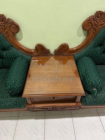 Carousel Image
