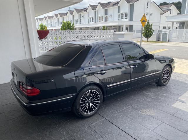2000 Mercedes Benz E240 CLASSIC (CBU) 2.4 (A) - 3