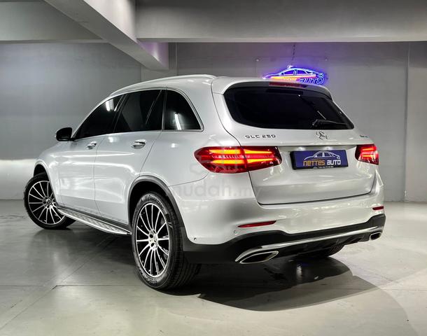 2018 Mercedes Benz GLC250 2.0 4MATIC AMG/ 360 Cam - 2
