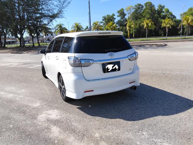 2012 Toyota WISH 1.8 S (A) - 2