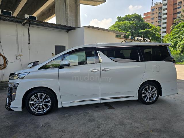 2023 Toyota VELLFIRE 2.5 GOLDEN EYES 4.5A/8k km - 2