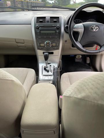 2011 Toyota COROLLA ALTIS 1.8 E FACELIFT (A) - 4