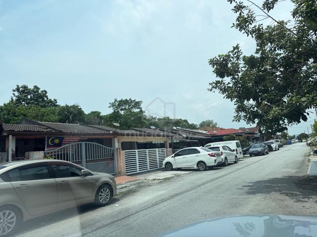 1 Storey Bandar Baru Sungai Buloh 1