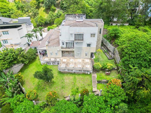 RENOVATED Cemerlang Heights Bungalow 2.5 Storey Taman Melati Gombak 1