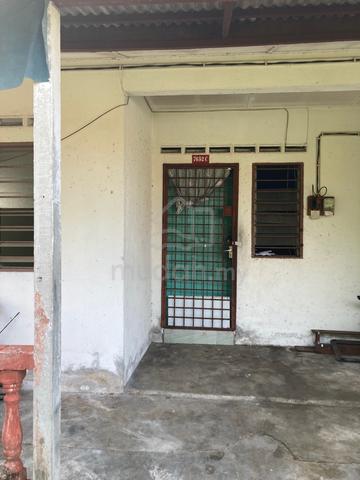 Lorong Raja, Teluk Intan 1