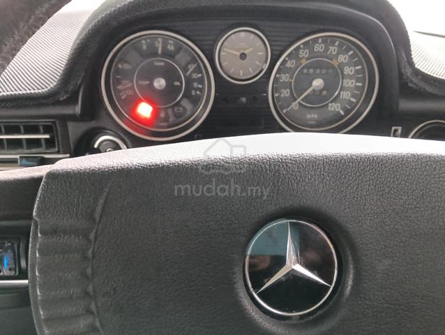 Mercedes Benz 200 2.0 (M)50 yr 50k done new perfec - 4