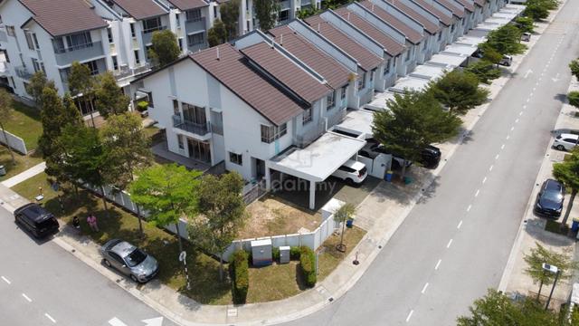CORNER LOT 2 Storey Superlink Bayan Residence, Telok Panglima Garang 1