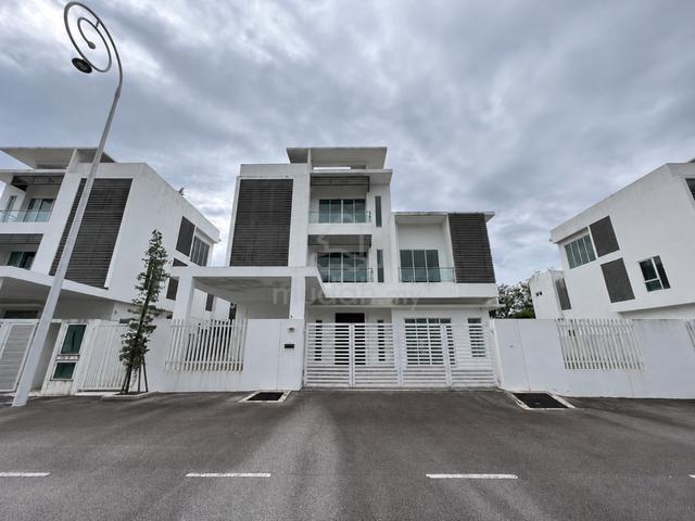 Hillpark 3 Storey Bungalow l Gated Guarded l Alma Bukit Mertajam 1