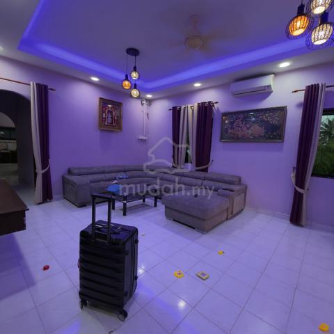 Jawi Lot house for rent 1
