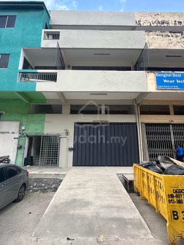 1.5 factory sri kembangan,belakong 1