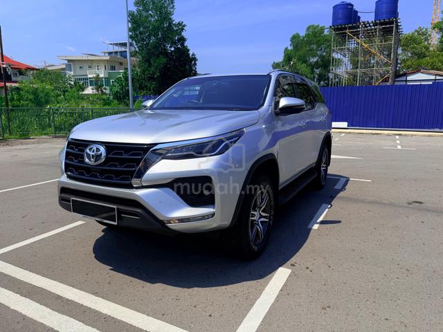 Toyota Fortuner 2.4 At 4X4 (2022) - 3