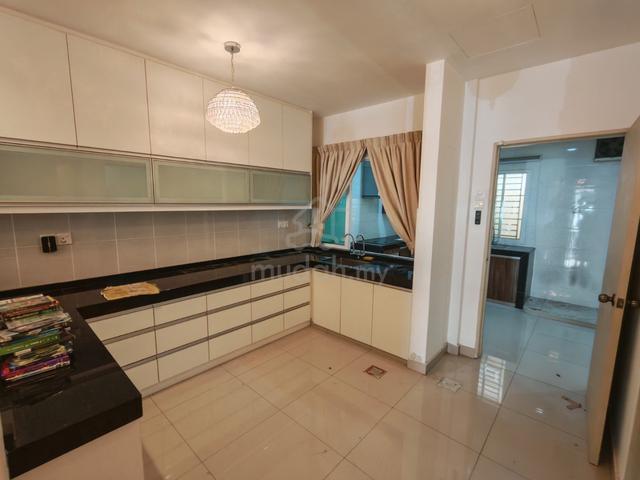 Permata Residensi (Tiara Residenz) Kayu Ara 1