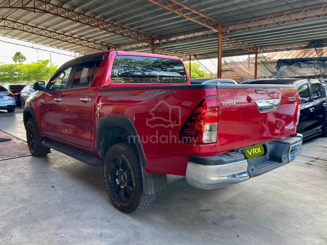 2017 Toyota HILUX 2.8A G 4X4 VNT - 4