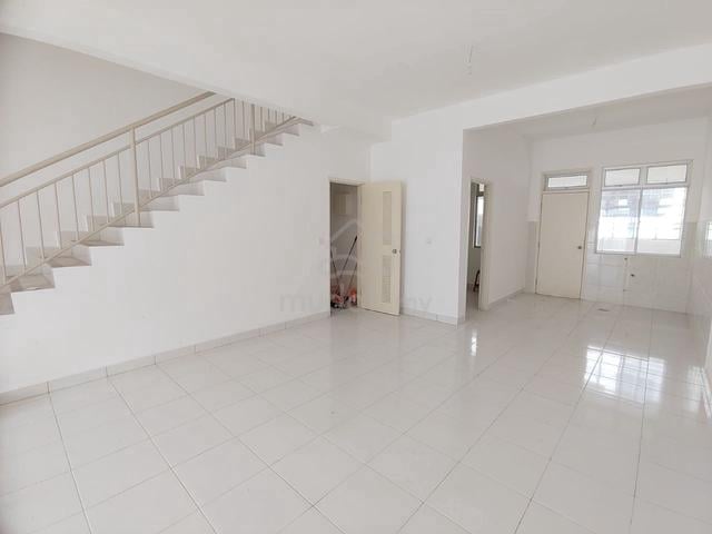 Pasir Gudang Double Storey 1