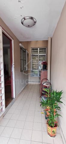 USJ 22, 2 sty terrace. neat, spacious n tastefully move in condition. 3