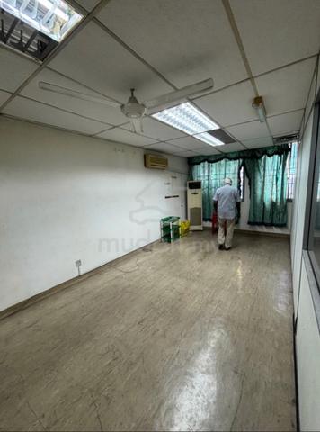 Prime 6-Story Commercial Building for Rent – Heart of Masjid India, KL 1