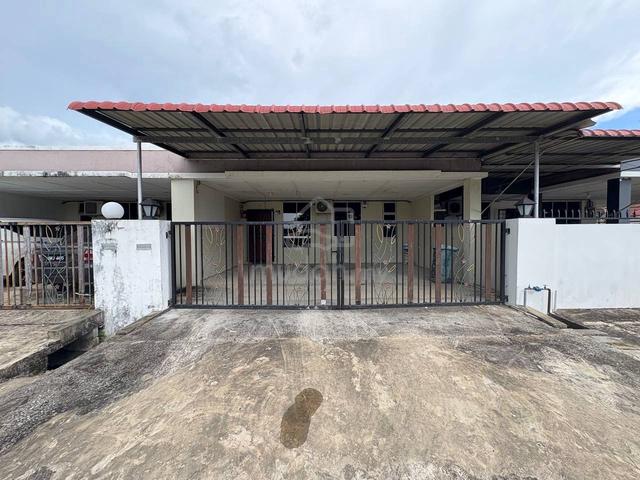 Single Storey Terrace Intermediate House for Sale at Senadin Miri 1