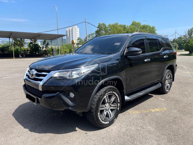 2017 Toyota FORTUNER 2.4 VRZ (A) - 1