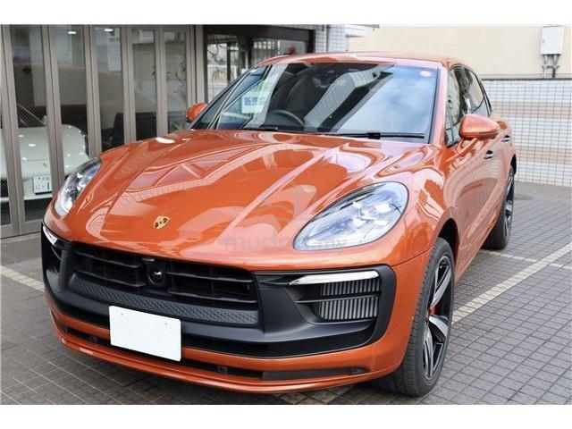 2023 Porsche Macan GTS JAPAN SPEC GRADE 5A - 1