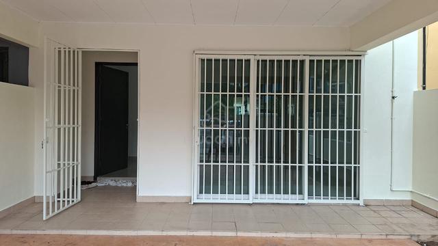 [20x70] Double Storey House For sale (4Bedroom) Puchong Prima 1