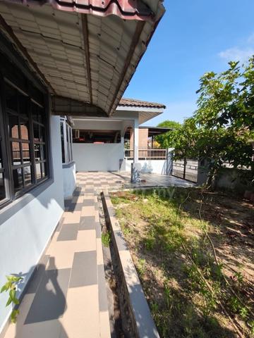 senai utama single storey corner lot for sales full loan 1