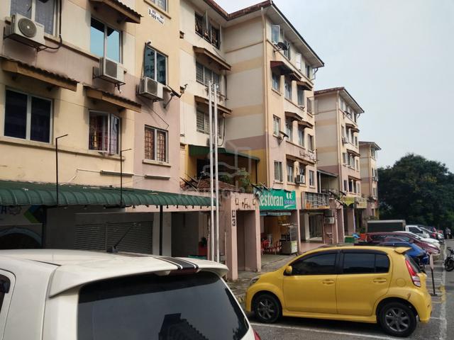 saujana apartment 1