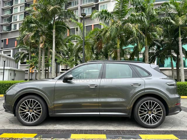 FULL SERVICE 🌟 2023 Porsche CAYENNE 3.0 PETROL - 2