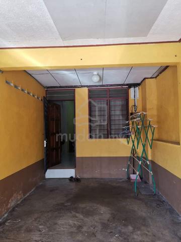 Rumah teres di Taman Desa Utama Gong Adak untuk disewa ( SEGERA) 1
