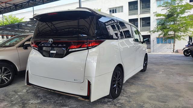 2024 Toyota VELLFIRE 2.4 Z PREMIER-BLACK INTERIOR - 3