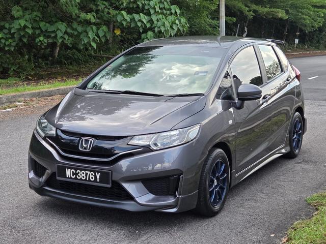 ORI 2016 Honda JAZZ 1.5 (A) Low Mileage Condition - 3