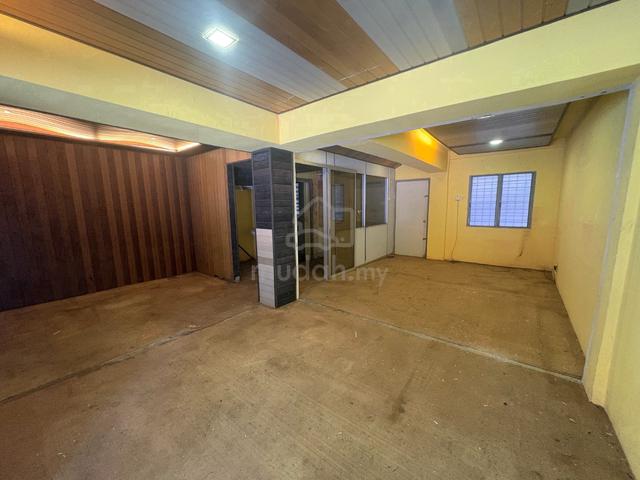 Small Grd Shop Office Pangsapuri Putra Permai D Behind Equine Mc D 1