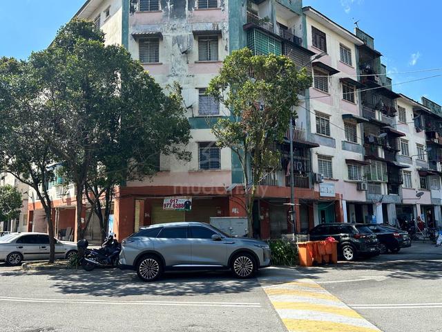 Corner unit Ground Floor Shop Puchong Taman Mas Taman Putra Prima 1